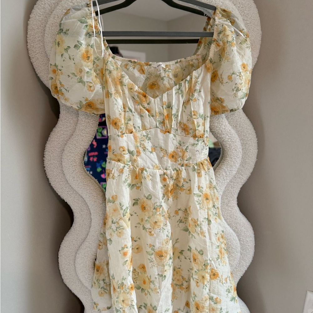 Floral Puff Sleeve Dress